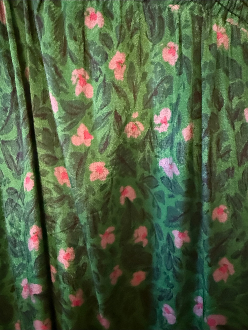 Roller Rabbit Green Floral Ruffle V-Neck Dress - Picture 6 of 7